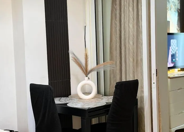Cozy 1br In Azure View With Balcony Near Naia Apartment *